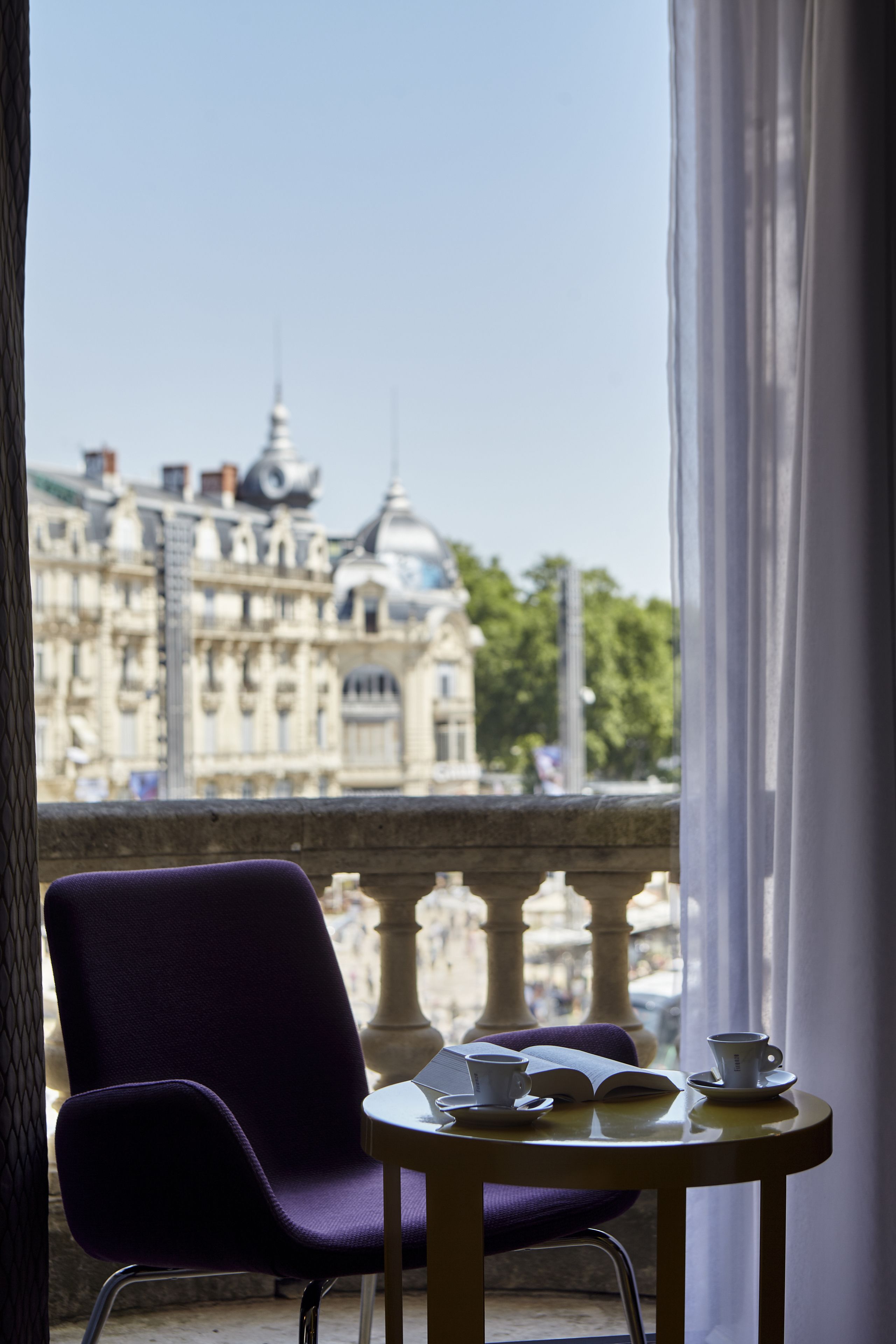 Deluxe room, Place de la Comedie view | Balcony