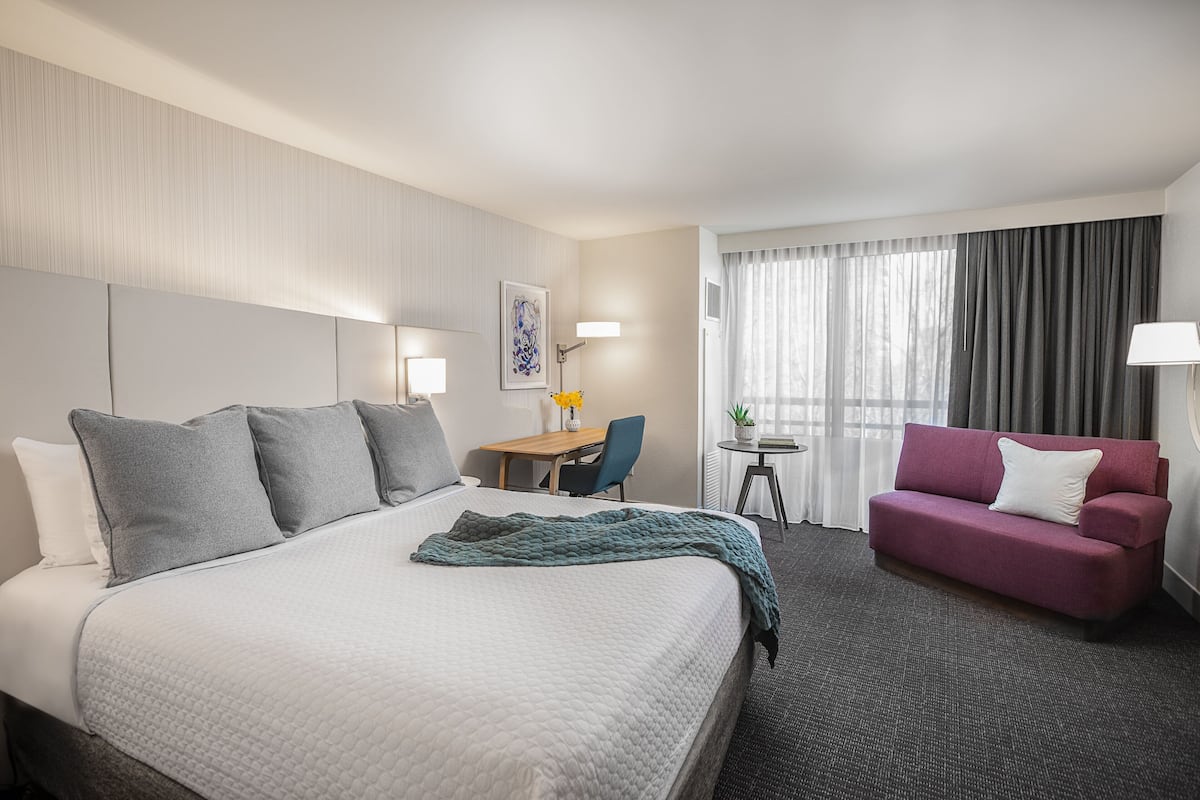 Habitación Premium, 1 cama King size (Worklife High Floor) | 1 habitación y ropa de cama de alta calidad