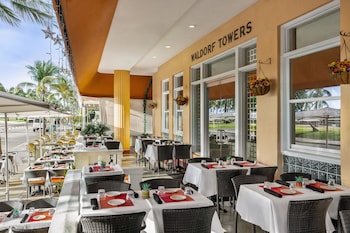 Daily cooked-to-order breakfast (USD 20 per person) at Waldorf Towers South Beach