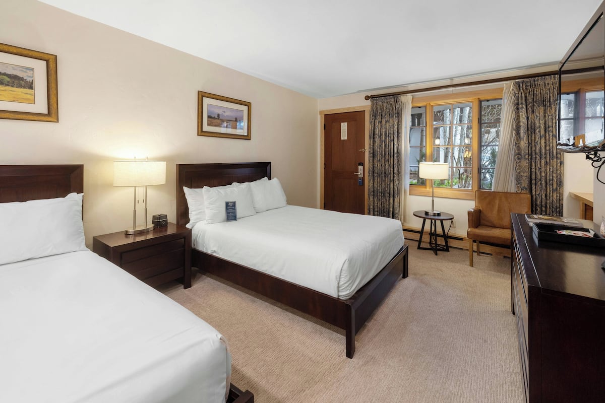 Room, 2 Double Beds (Lodge)