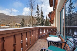 Luxury Room, 2 Queen Beds | Balcony view