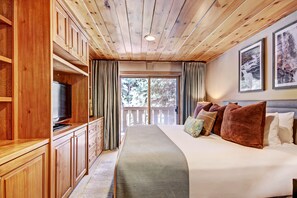 Room, 3 Bedrooms (Riva Ridge, Residence) | Premium bedding, in-room safe, laptop workspace, iron/ironing board