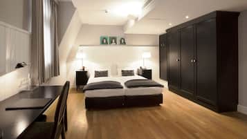 Superior Double or Twin Room | Premium bedding, pillowtop beds, in-room safe, laptop workspace