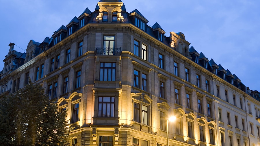 Victoria Hotel