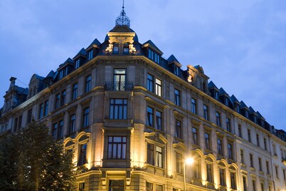 Victoria Hotel