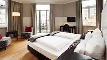 Superior Double or Twin Room | 1 bedroom, premium bedding, pillow-top beds, in-room safe