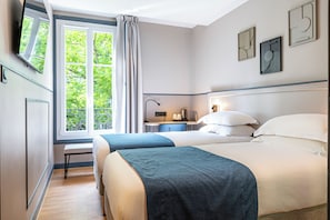 Kahden hengen classic-huone (kaksi sänkyä) | 1 makuuhuone, ylelliset vuodevaatteet, tallelokero huoneessa, työpöytä