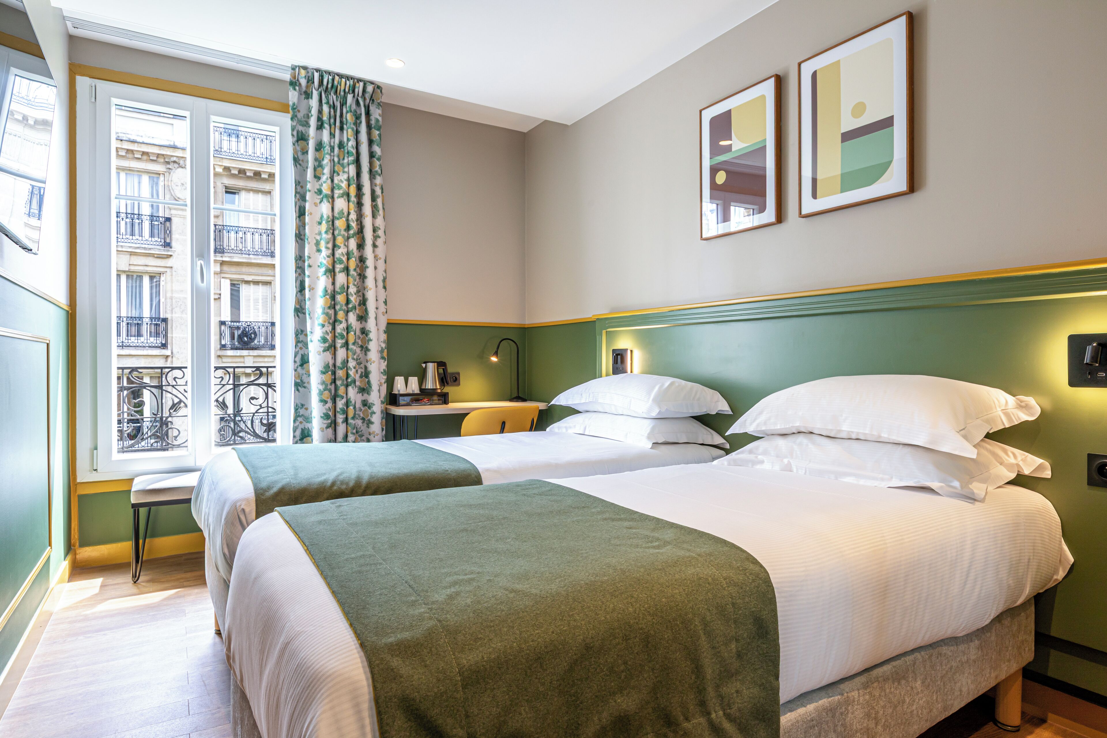 Classic Twin Room | 1 bedroom, premium bedding, in-room safe, desk