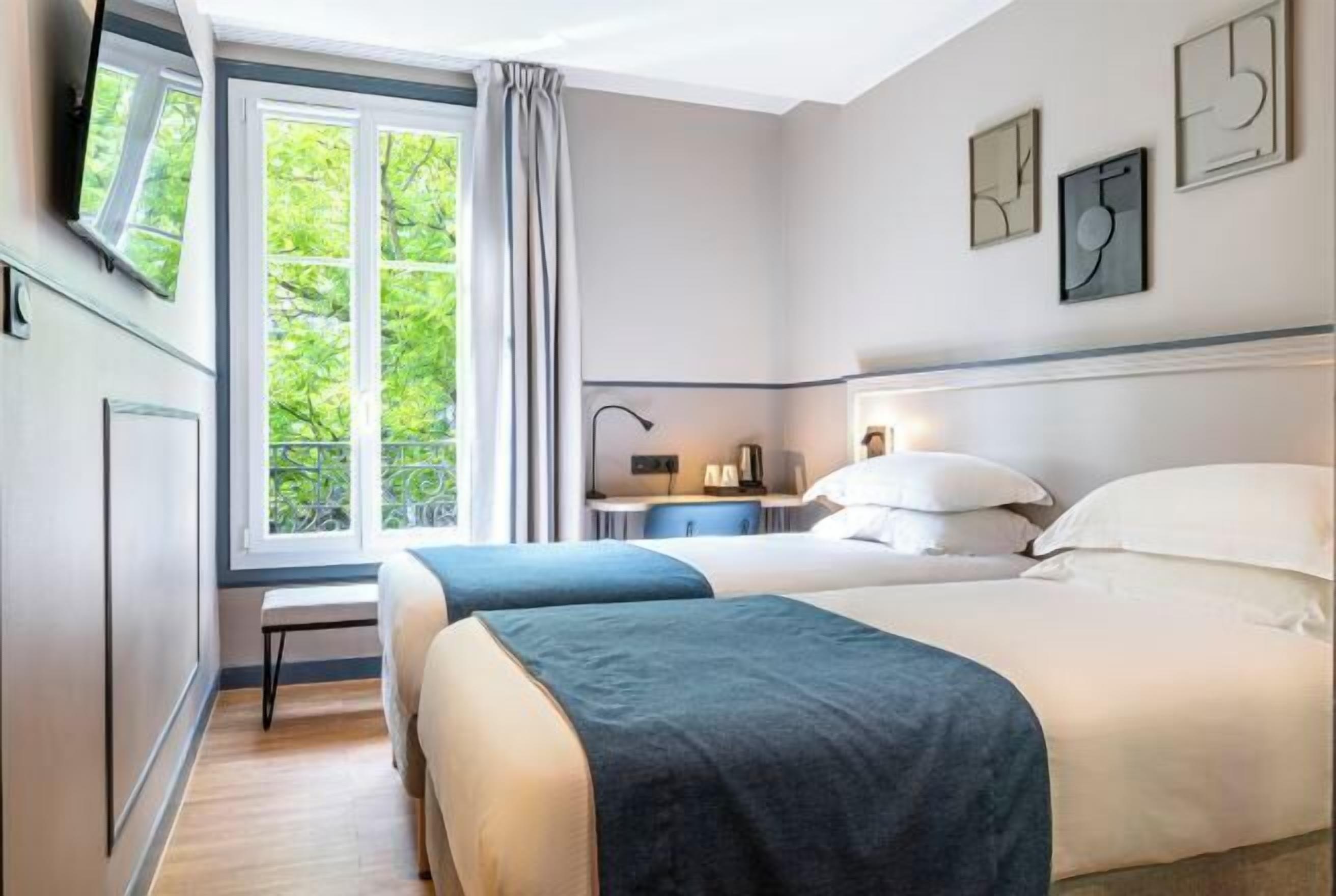 1 bedroom, premium bedding, in-room safe, desk