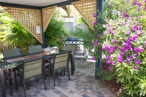 BBQ/picnic area
