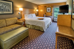 Premium bedding, in-room safe, desk, laptop workspace