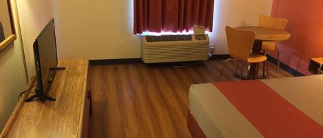 Free WiFi, bed sheets