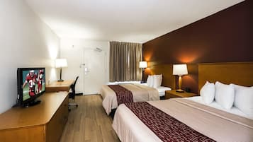 Eenvoudige tweepersoonskamer | Een bureau, een strijkplank/strijkijzer, gratis wifi, beddengoed