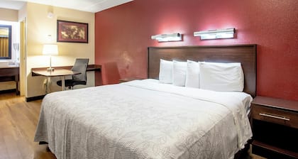 Red Roof Inn PLUS+ Washington DC - Oxon Hill