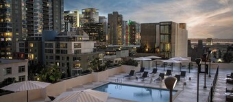 Courtyard by Marriott San Diego Downtown Little Italy