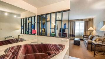 Free WiFi, alarm clocks, wheelchair access