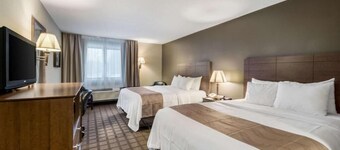 紐貝里凱藝套 房飯店  