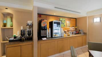 Desayuno buffet incluido todos los días