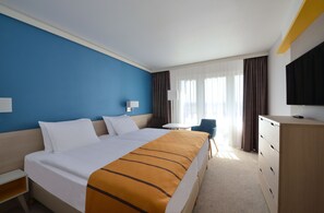 Executive Double or Twin Room | Hypo-allergenic bedding, in-room safe, desk, free WiFi