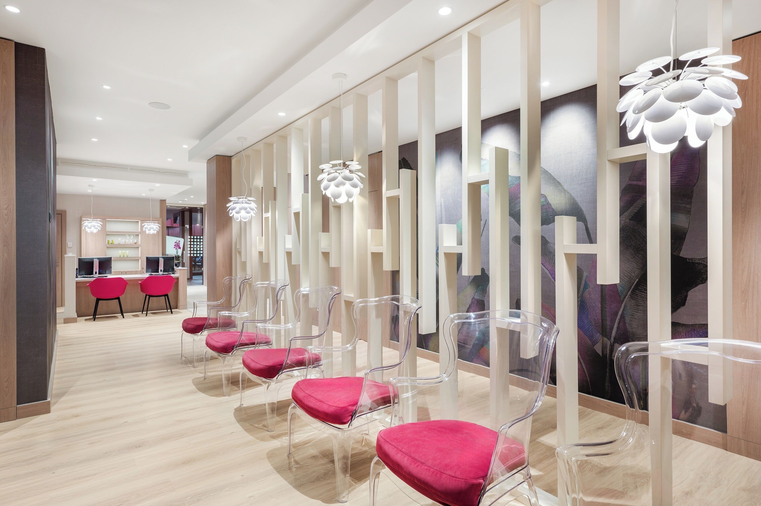 sauna, hot tub, steam room, body treatments, hydrotherapy, aromatherapy