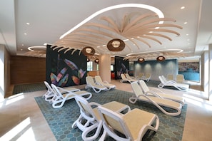 2 indoor pools, outdoor pool, pool loungers