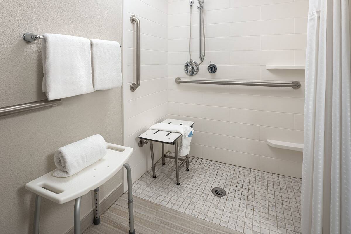 1 bedroom, in-room safe, desk, laptop workspace