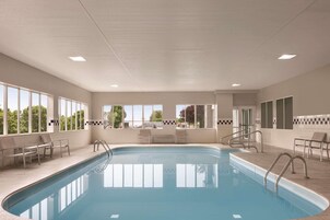 Εσωτερική πισίνα