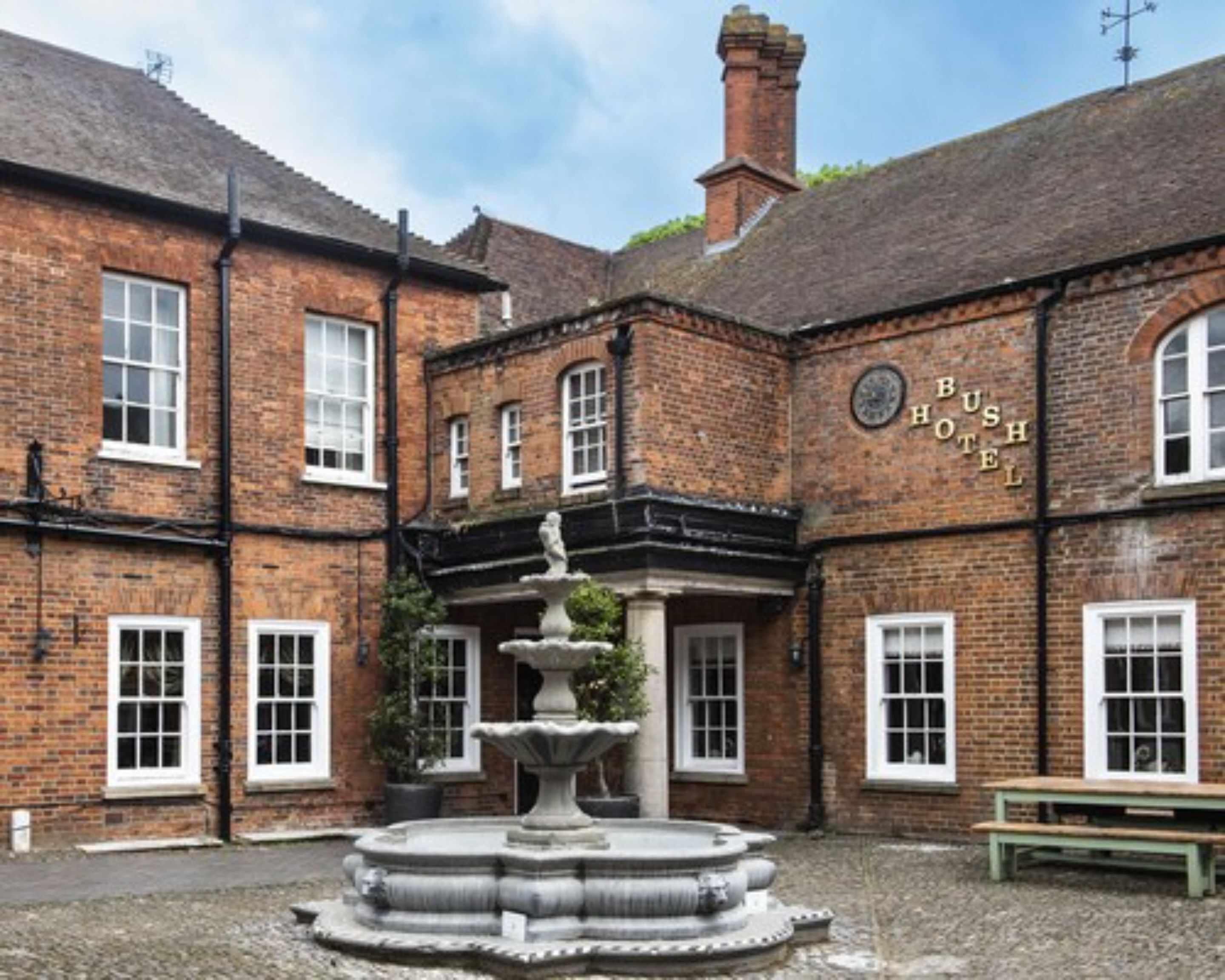 courtyard double | courtyard view