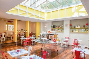 Daily buffet breakfast (EUR 14 per person)