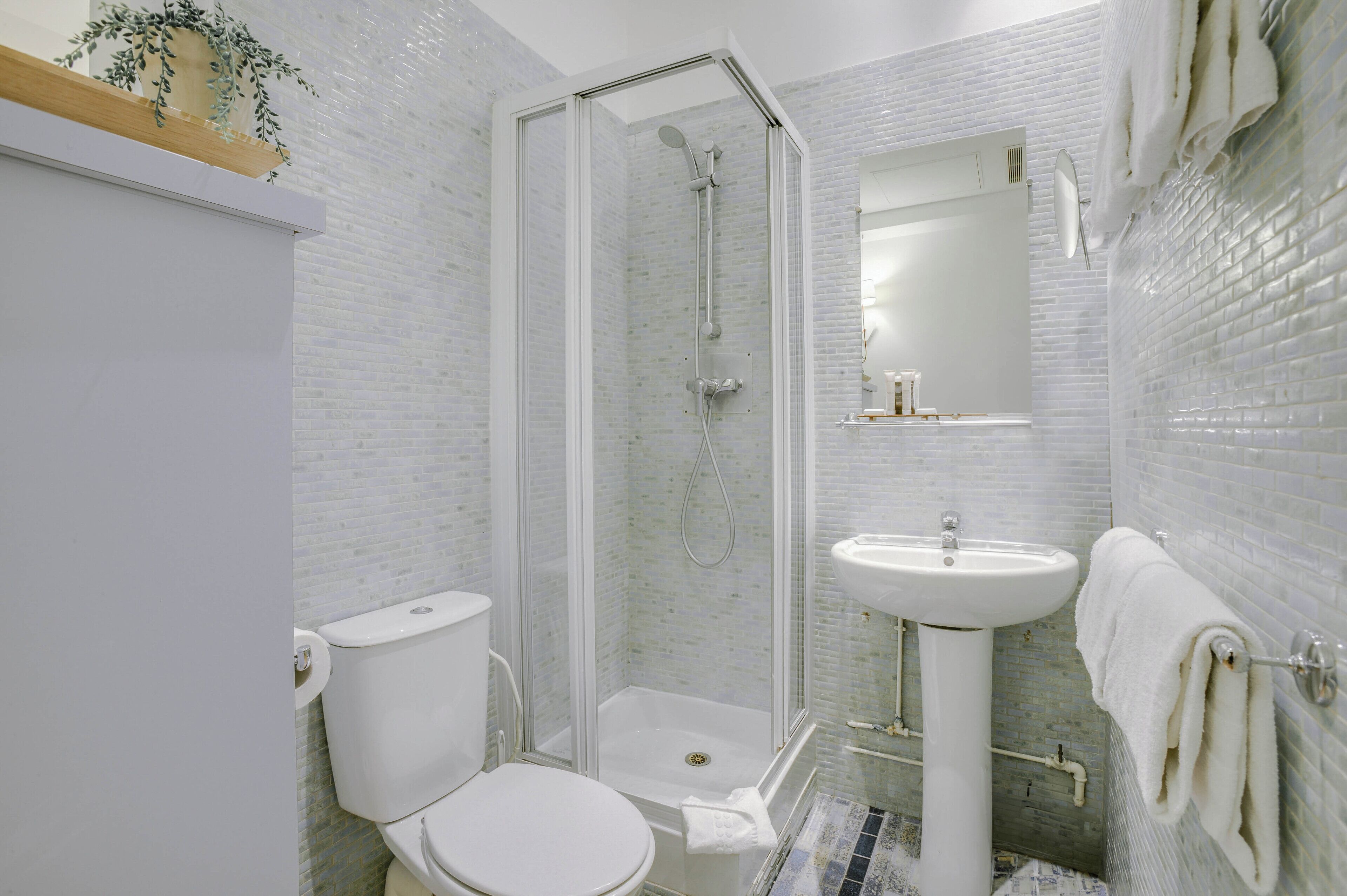 standard single room - free soft minibar, courtesy tray, chromecast - digital press | bathroom | shower, free toiletries, hair dryer, towels