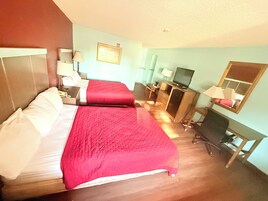 办公桌、熨斗/熨衣板、免费 WiFi、床单