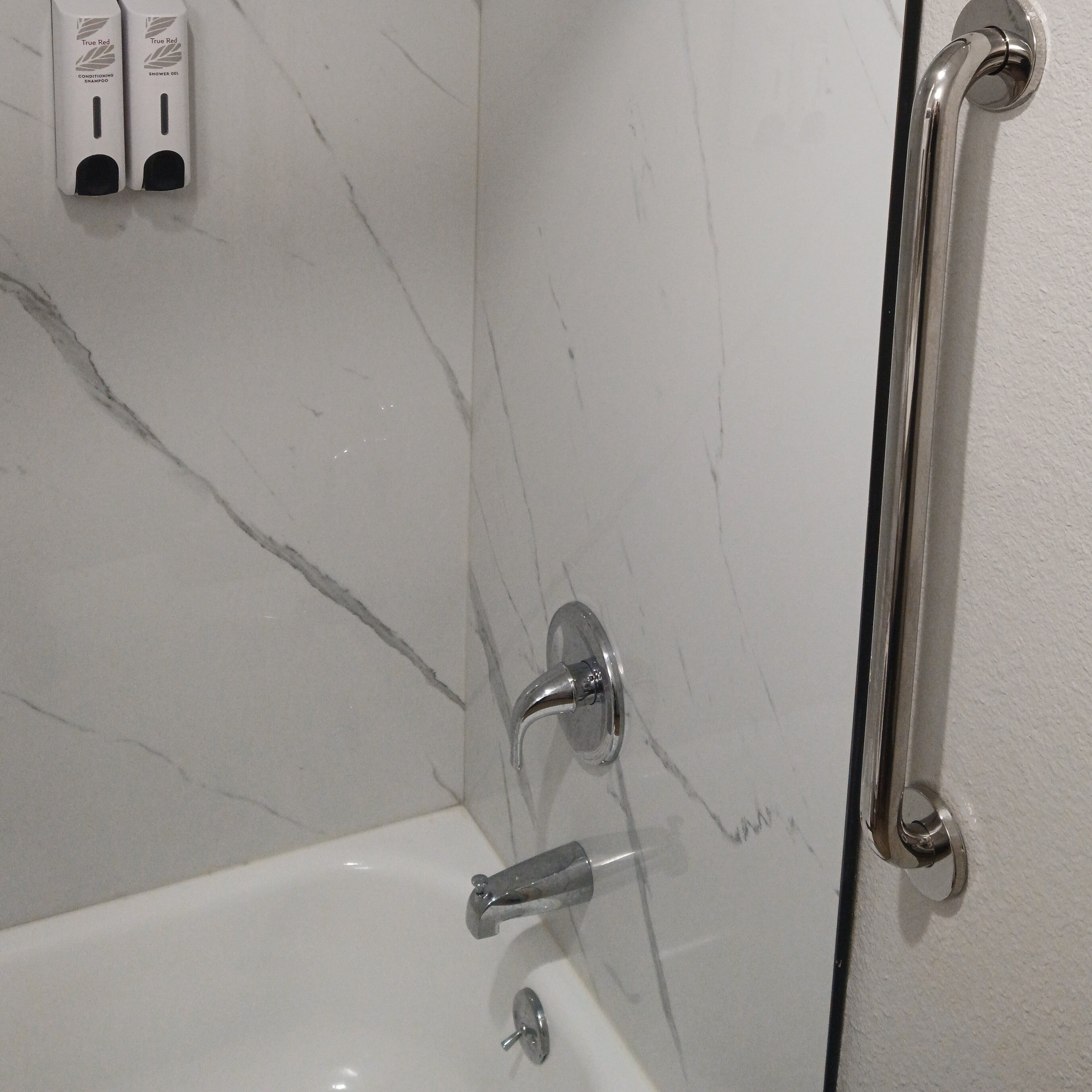 Photo - Red Roof Inn Alexandria, LA