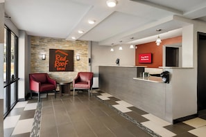 Reception - Red Roof Inn Alexandria, LA (Alexandria)