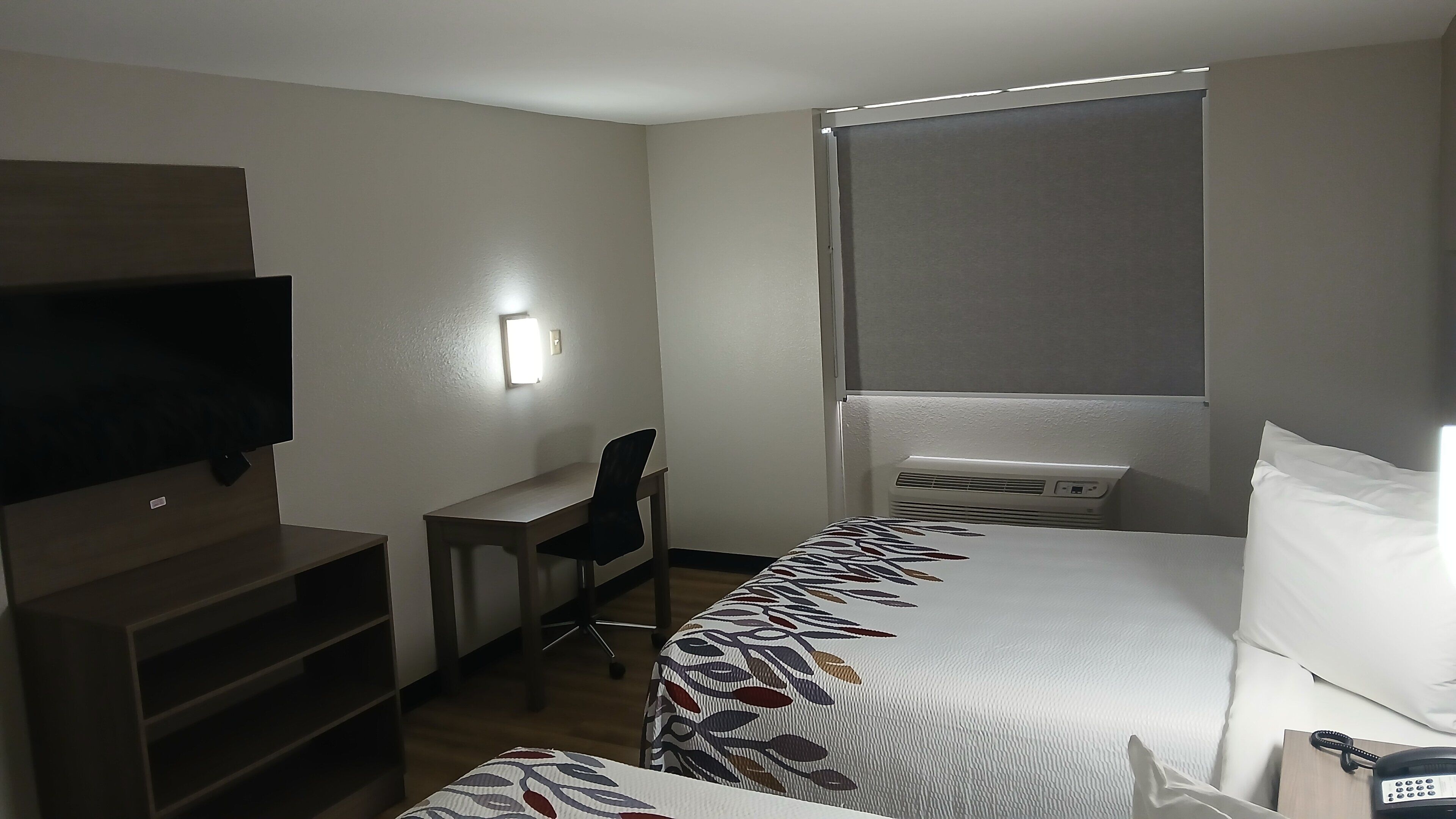 Photo - Red Roof Inn Alexandria, LA