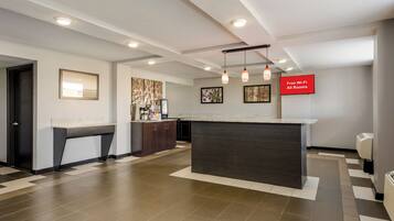 Bar-salon dans le hall