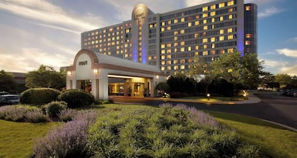 Hyatt Regency Lisle near Naperville