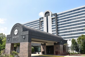 Front of property - Hyatt Regency Lisle near Naperville (Lisle)
