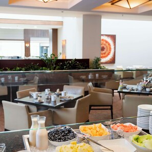 Daily buffet breakfast for a fee - Hyatt Regency Lisle near Naperville (Lisle)