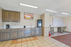 Desayuno continental incluido todos los días