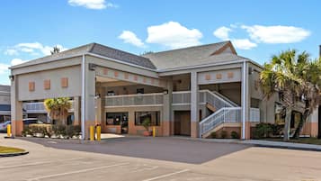 واجهة المنشأة