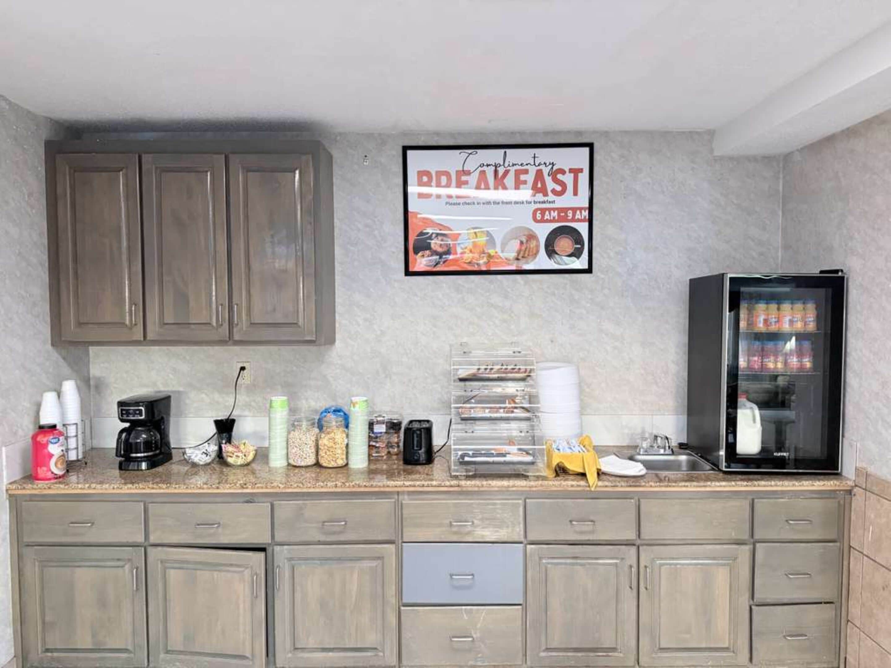 Free daily continental breakfast