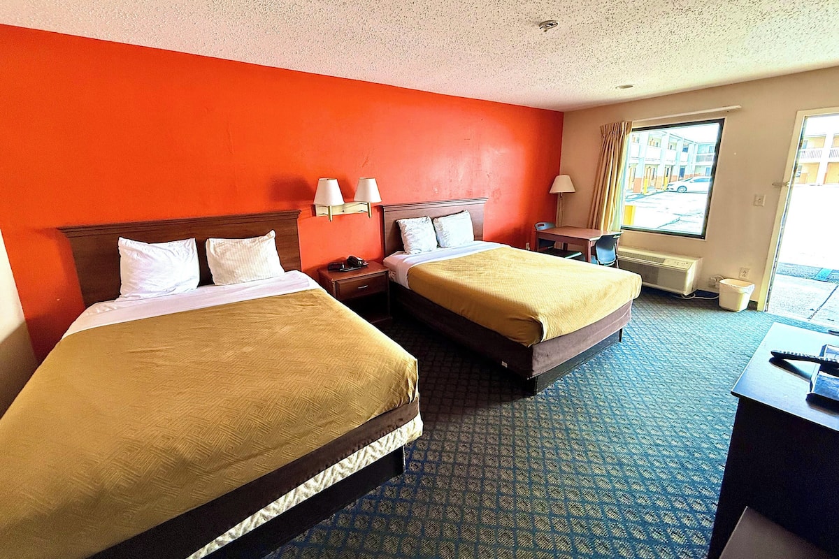 1 bedroom, desk, free WiFi, bed sheets