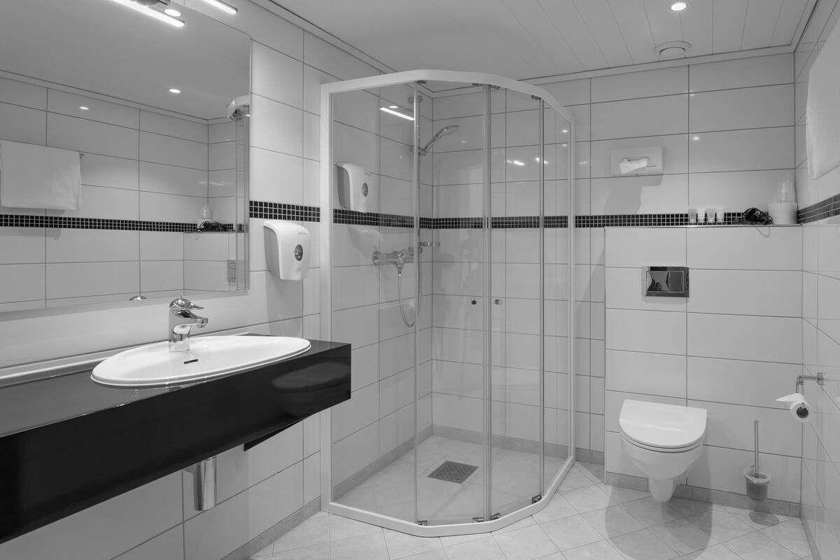 family room | bathroom | hair dryer, towels