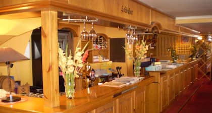 Revsnes Hotell