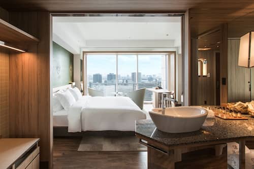 Minibar, in-room safe, desk, blackout curtains
