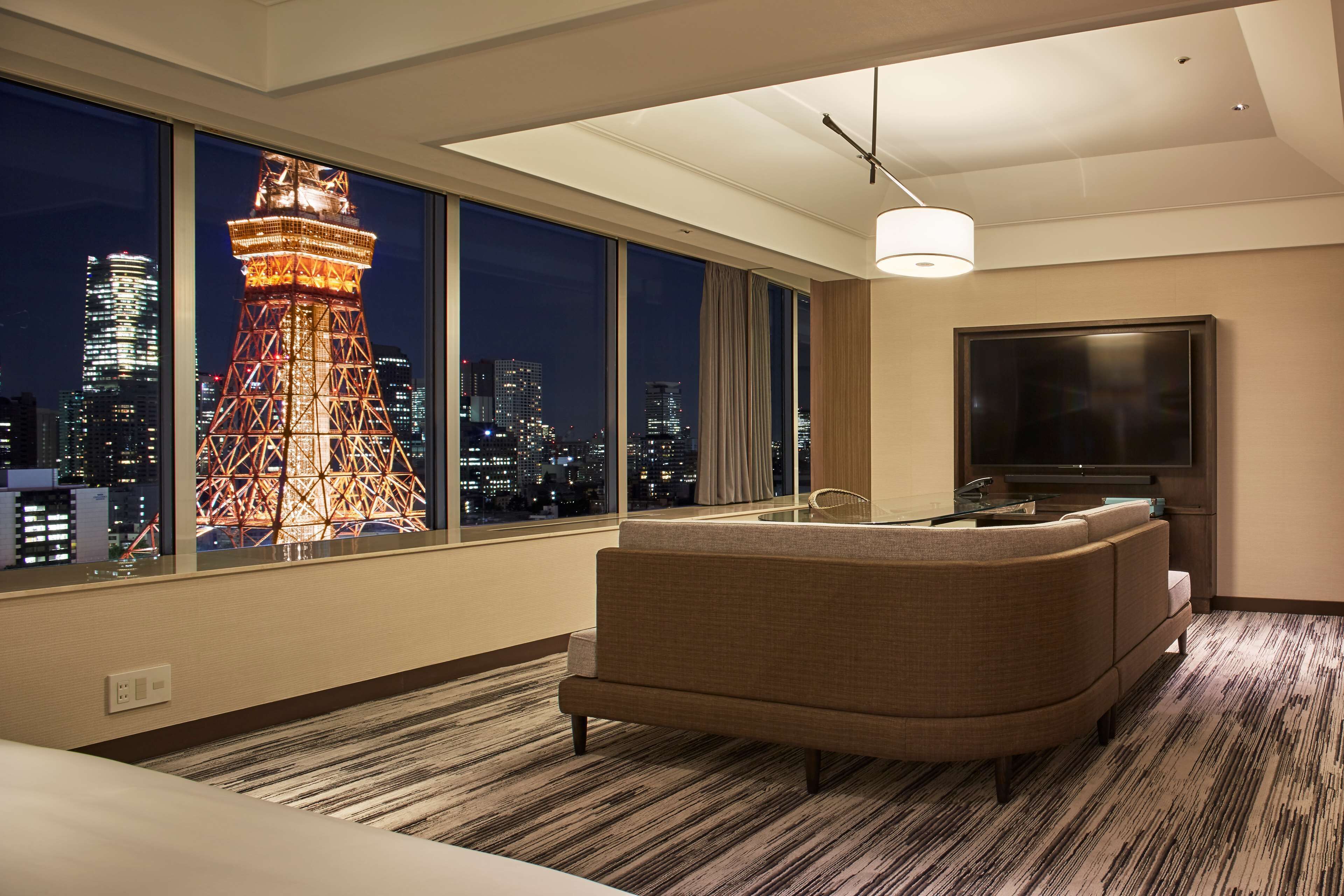 Panoramic Junior Suite Room, Non Smoking, 19-28F | Minibar, in-room safe, desk, blackout curtains