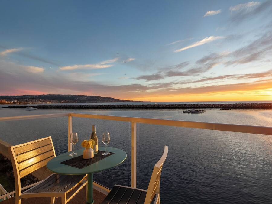 Ropa de cama de alta calidad, cubrecamas y colchones con pillow-top