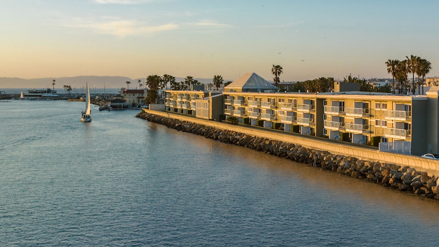 Portofino Hotel & Marina