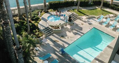 Portofino Hotel & Marina