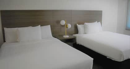 Signature Anaheim Maingate